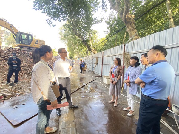 9.23在西街道一建公司家属楼查看城区危房拆迁工地安全生产情况.png