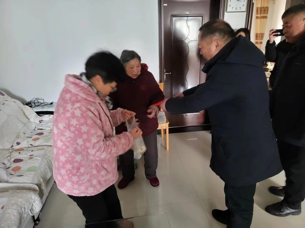 2024.2.5慰问相南抗美援朝老兵 (5).jpg